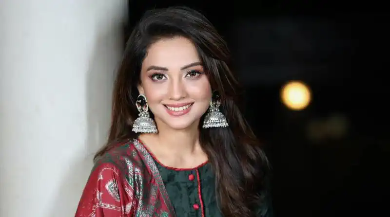  Adaa Khan: Breaking fast with my family is a cherished tradition that brings us closer together during Ramadan