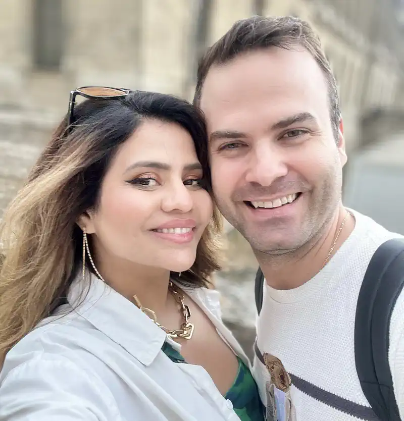 From Love at First Sight to a Lifetime of Bliss: Aura and Joel's Love Story