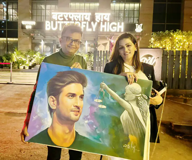 Dr Aneel Kashi Murarka Presents Sushant Singh Rajput Painting to Sister Shweta