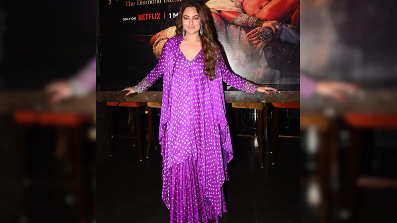 Sonakshi Sinha Radiates Royalty in Anushka Khanna Ensemble