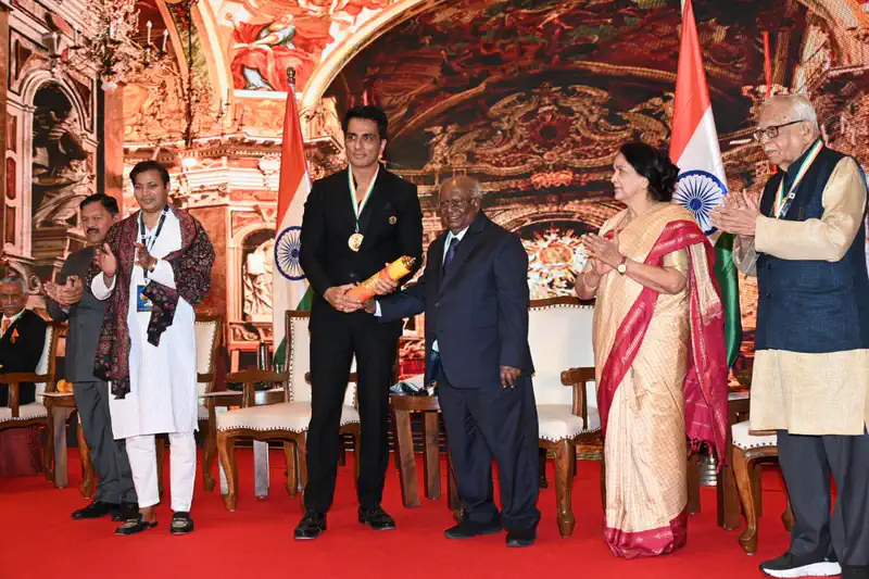 Sonu Sood Honoured with 'Champions of Change' Award 